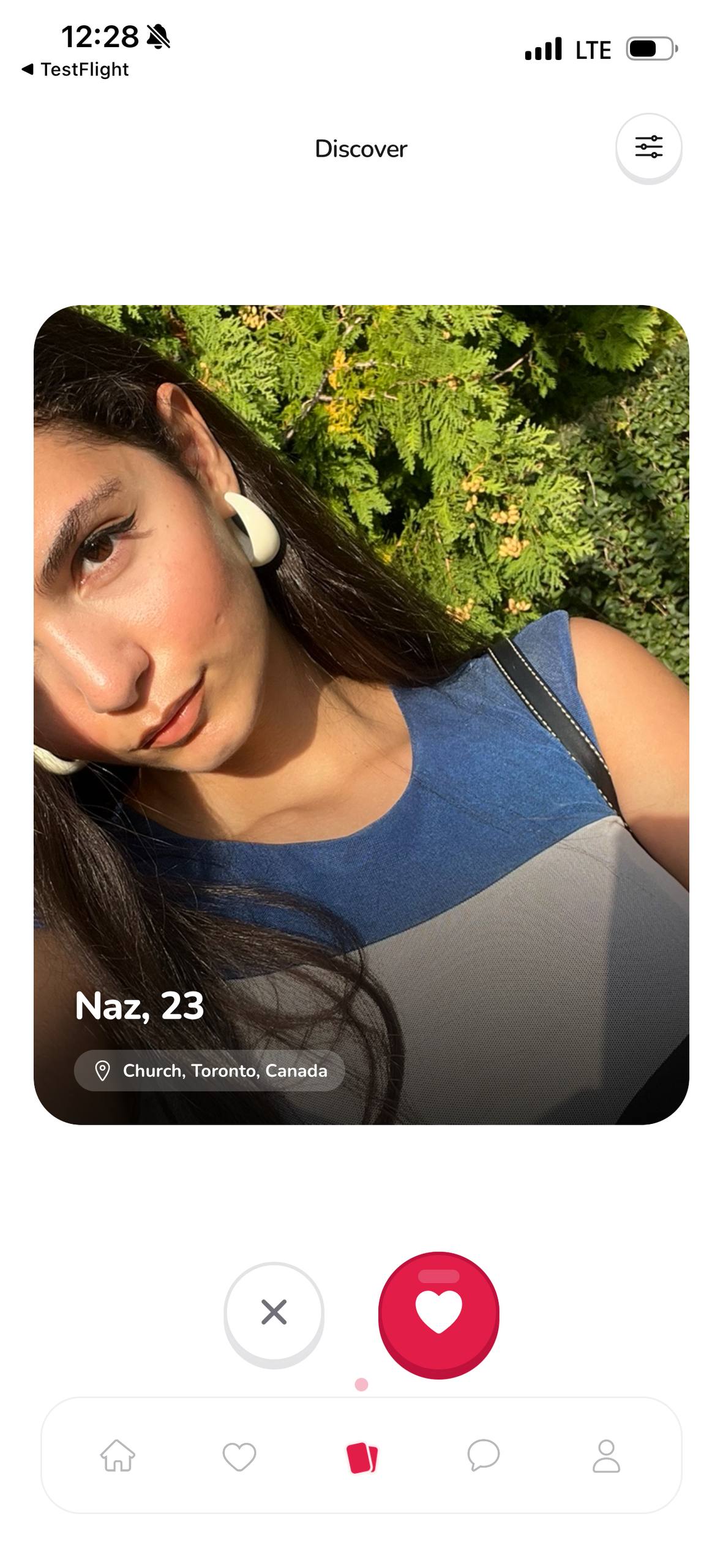 Discover and swipe in Gereh